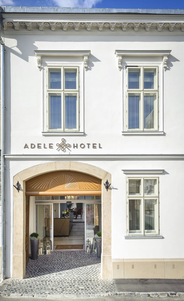 Adele Boutique Hotel Pécs Extérieur photo